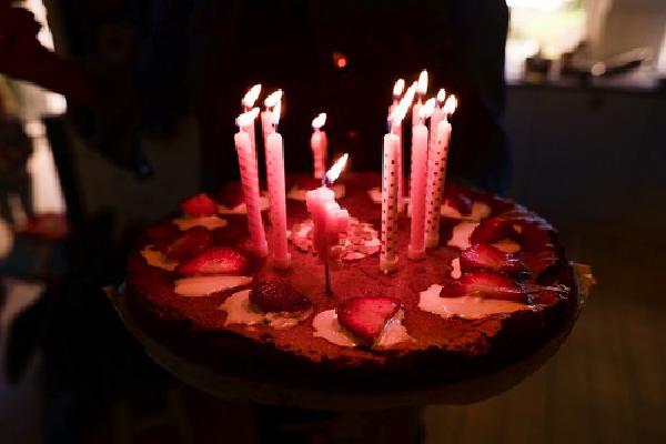 happy_birthday_april8